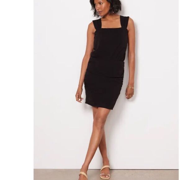 SUNDRY x EVEREVE NWT Square Neck Ruched Dress in Black - Picture 2 of 9